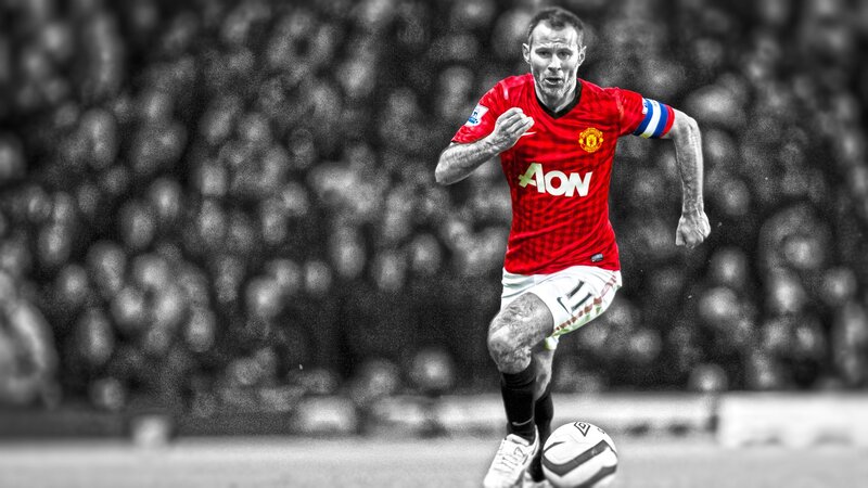 football player in red jersey