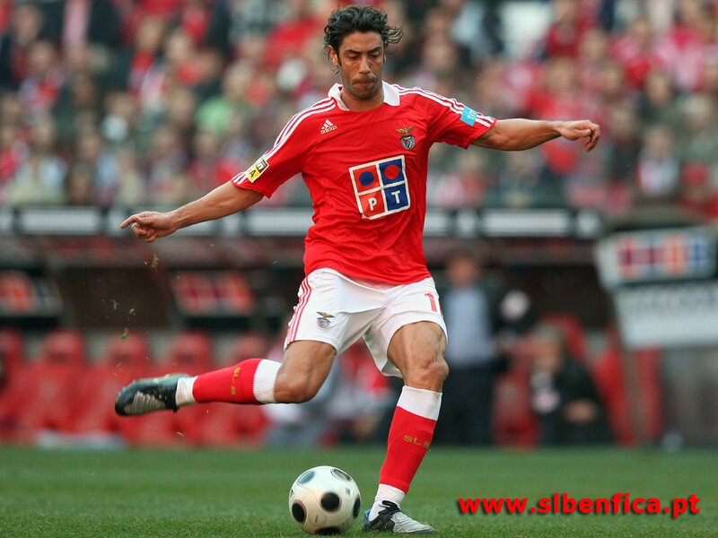 football player in red jersey