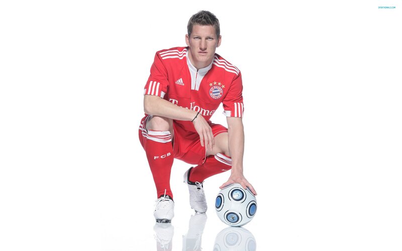 football player in red uniform