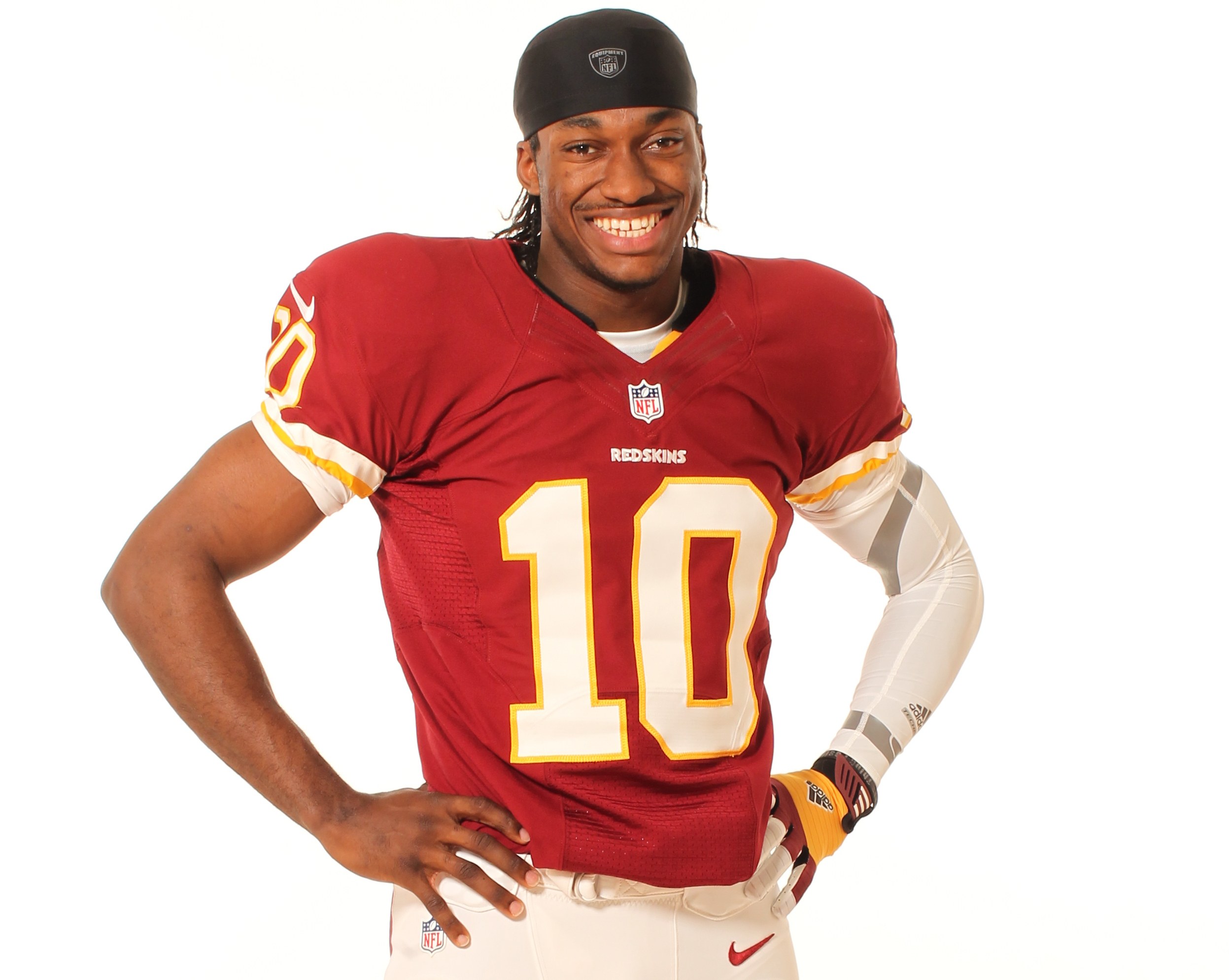 football player in redskins uniform
