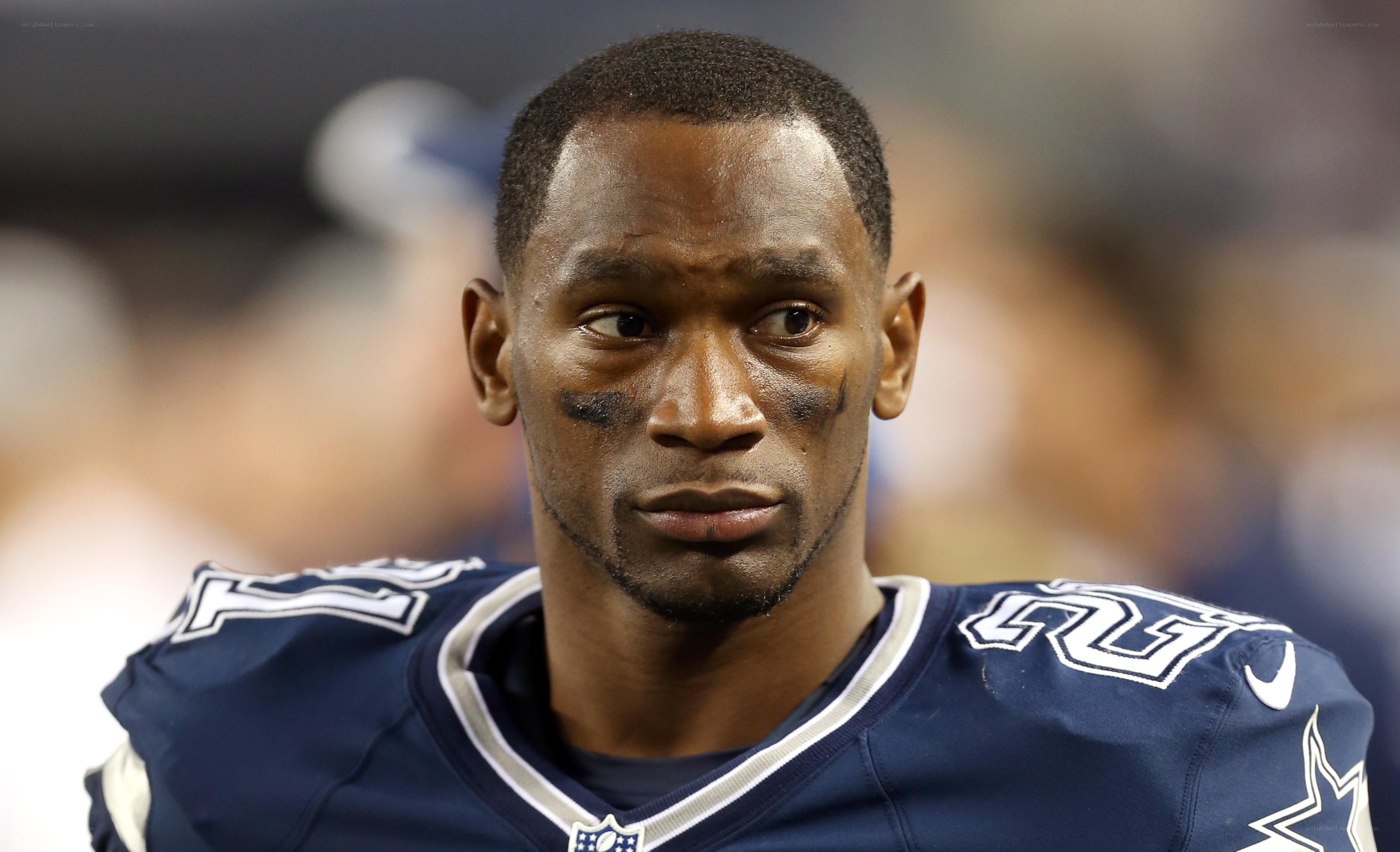 football player in uniform