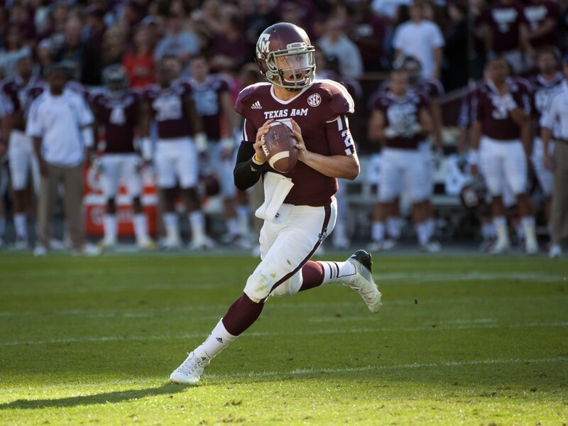 Football Player Running — Maroon