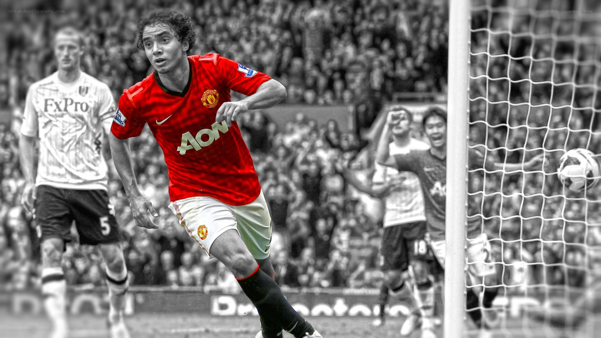 football player scoring goal