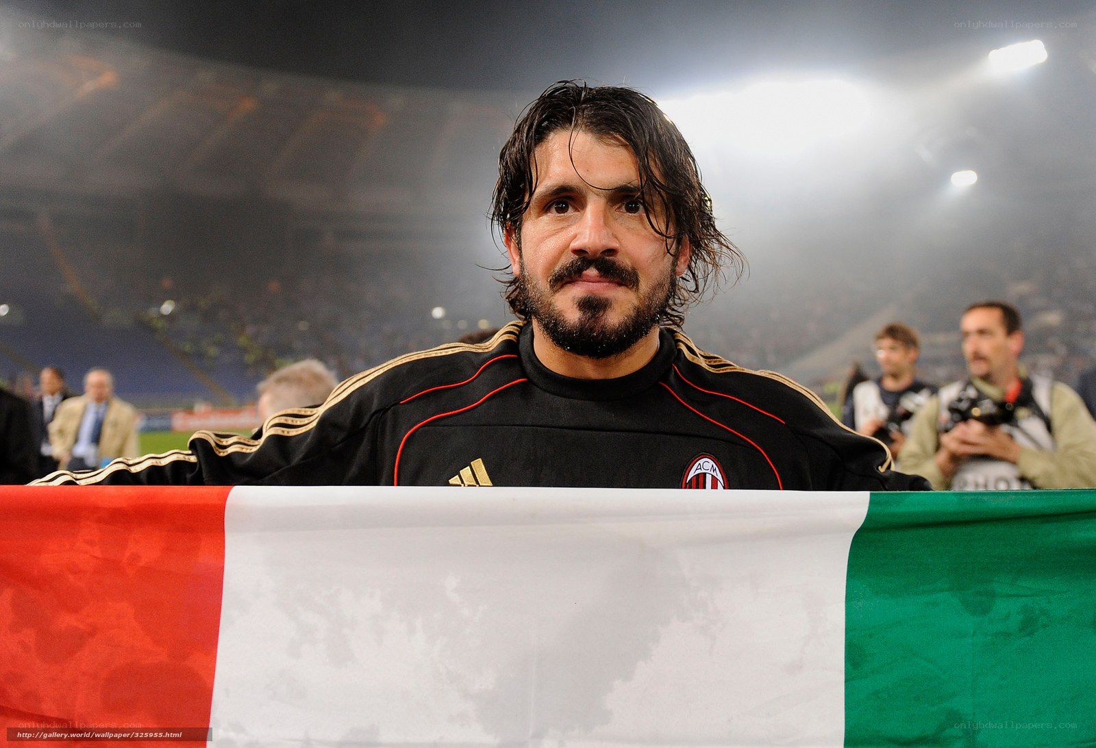 football player with italian flag