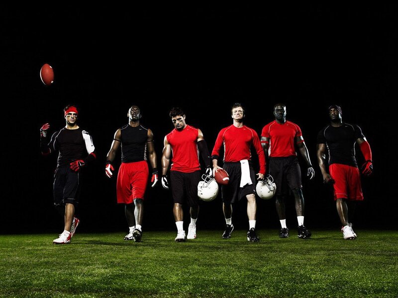 football players on field