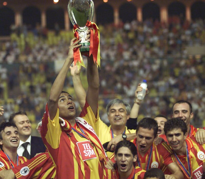 Football team celebrates trophy win