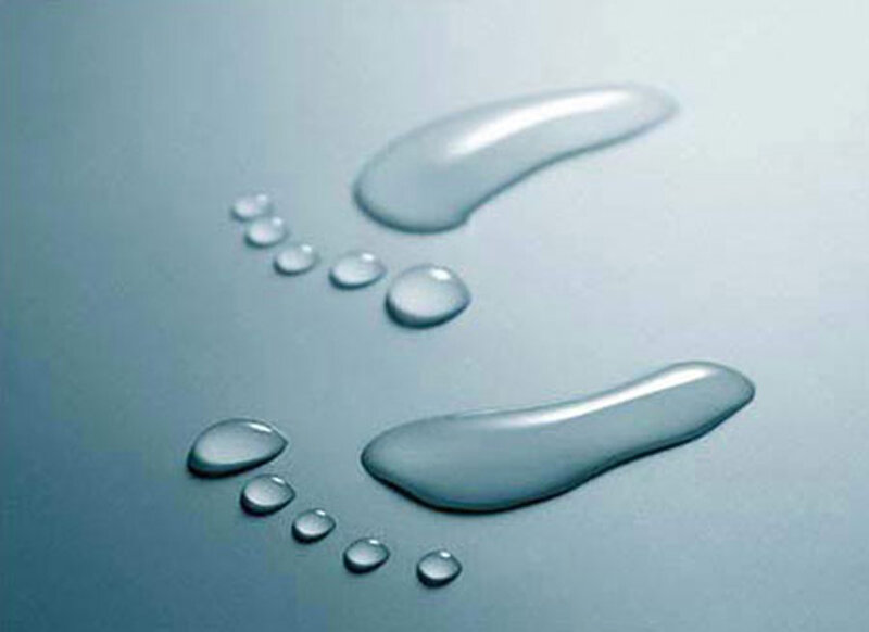 footprints made of water