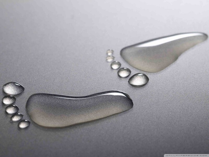 Footprints Made of Water — Gray, Calm