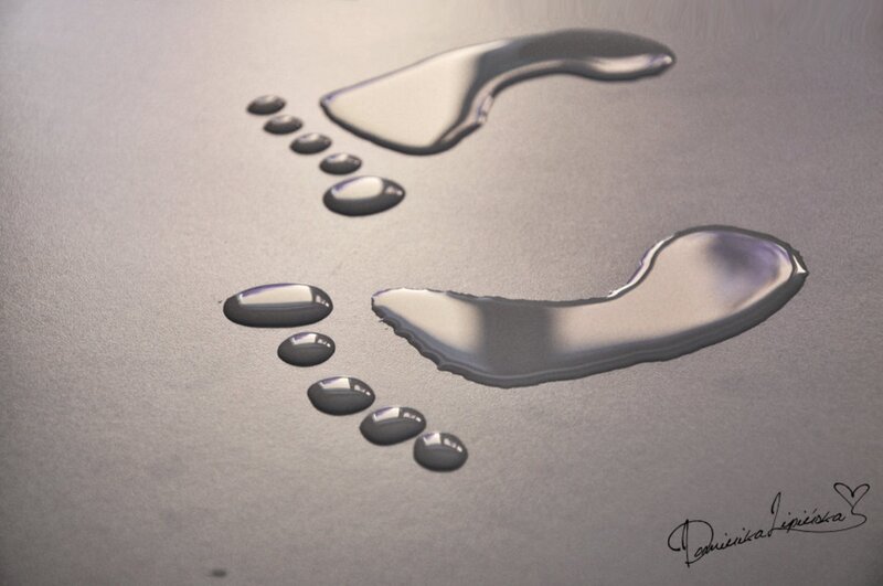 Footprints Made of Water — Gray, Serene