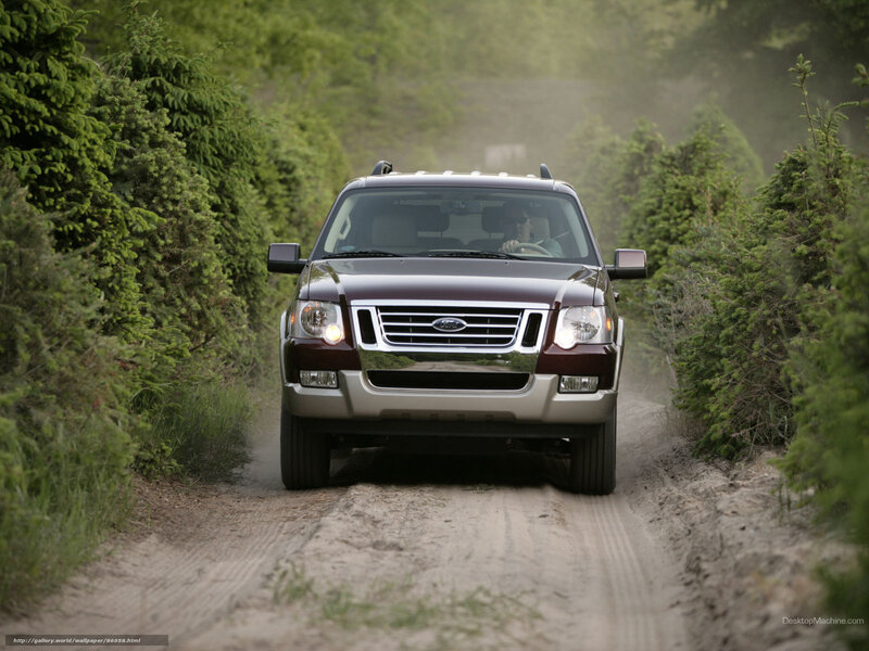 Ford Explorer on dirt road