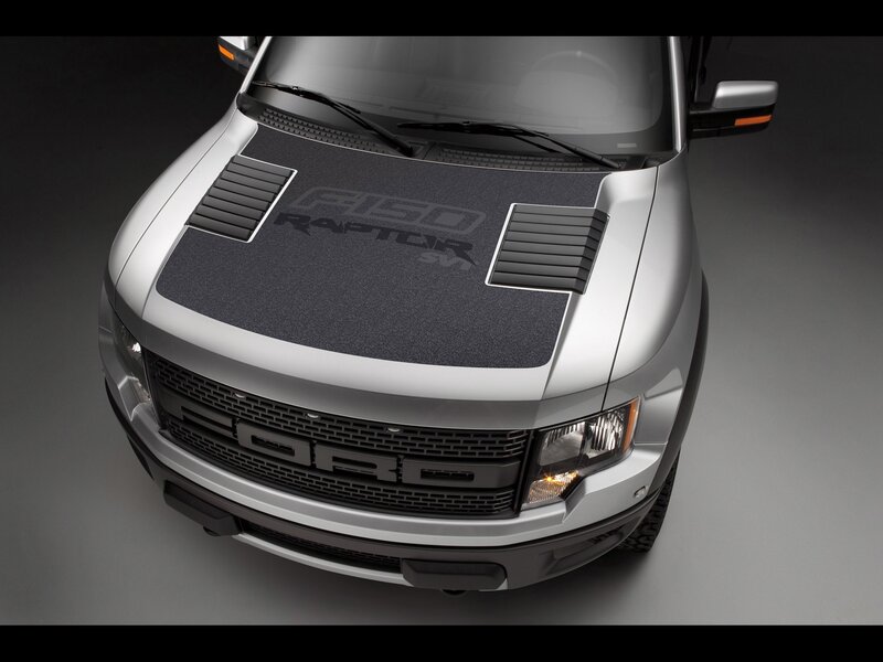 Ford F-150 Raptor front view