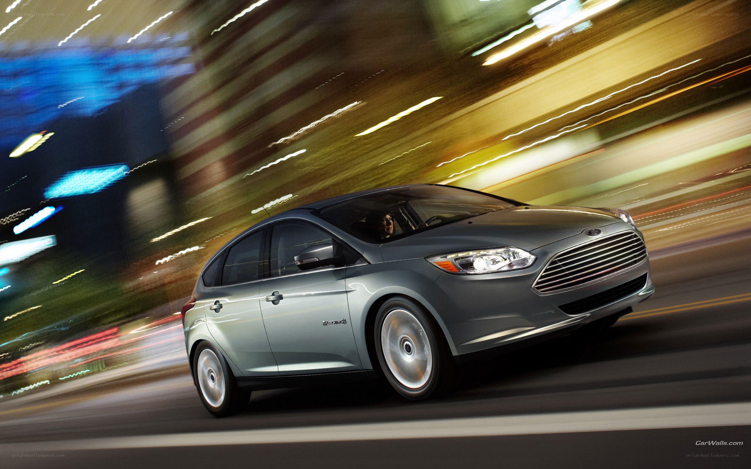 Ford Focus driving at night