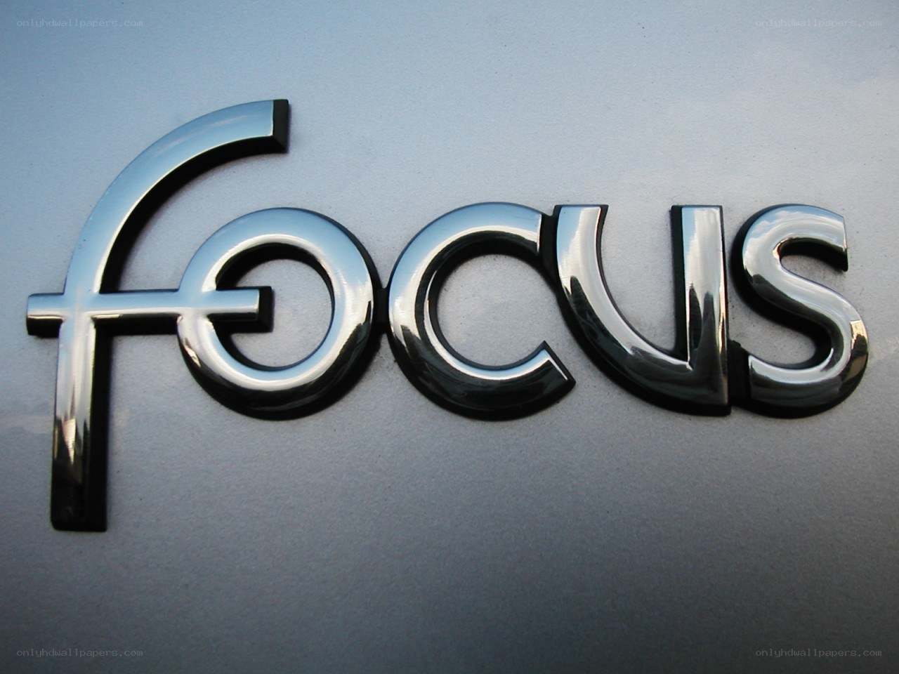 Ford Focus emblem close-up