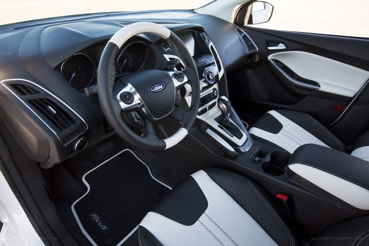 Ford Focus interior