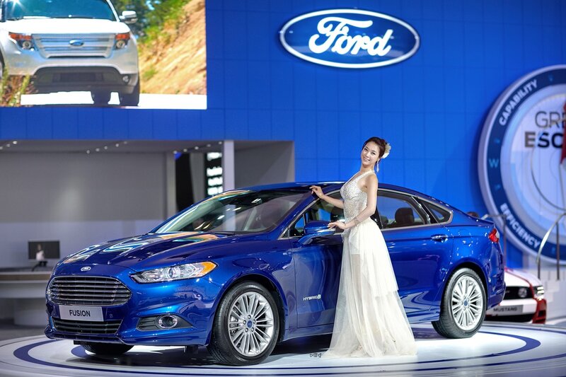 Ford Fusion Hybrid display