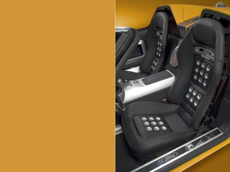 Ford GT interior