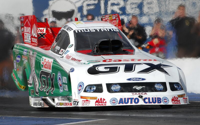 Ford Mustang drag racing car