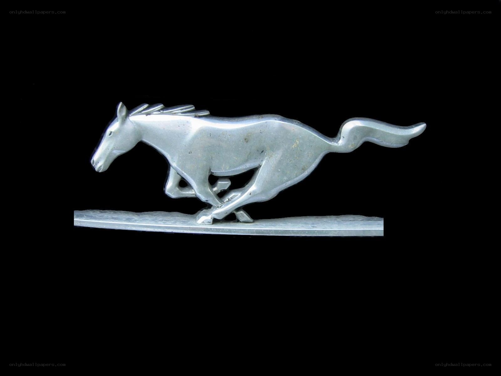 Ford Mustang emblem