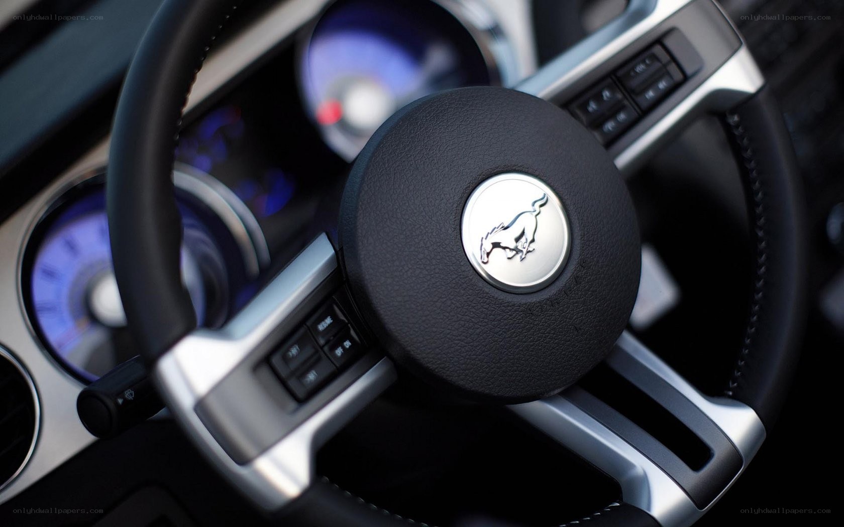 Ford Mustang steering wheel