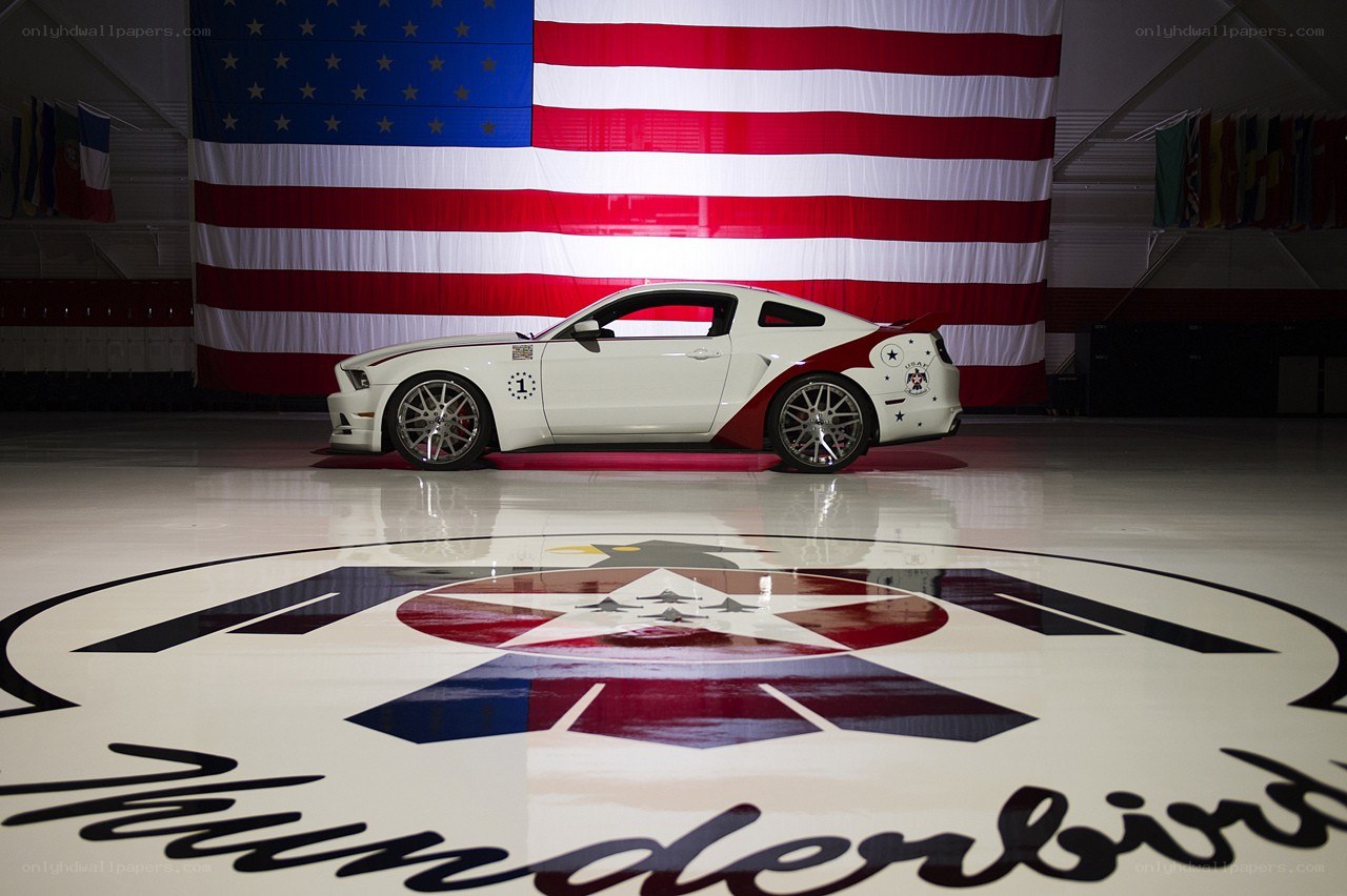 Ford Mustang Thunderbird