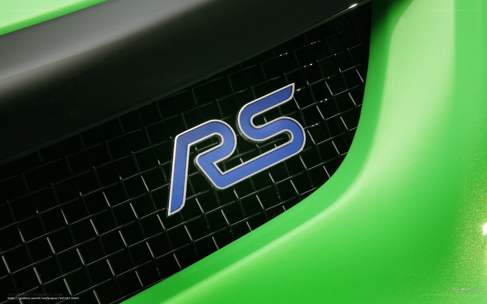 Ford RS emblem on green car