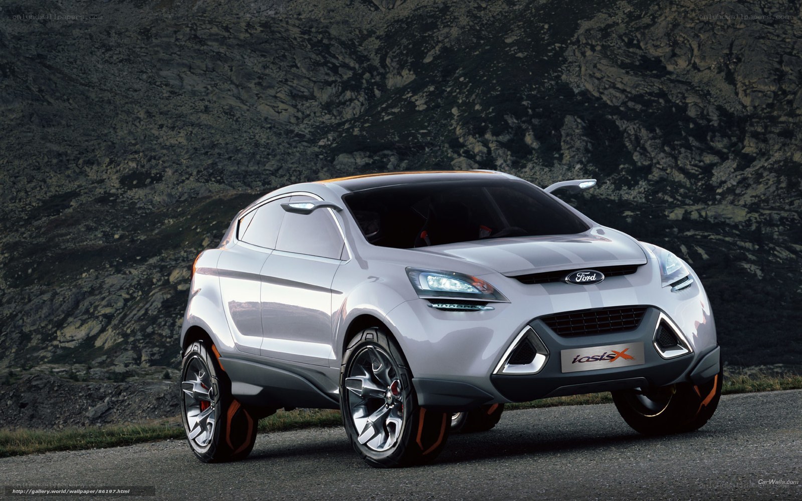 Ford Taurus X concept car
