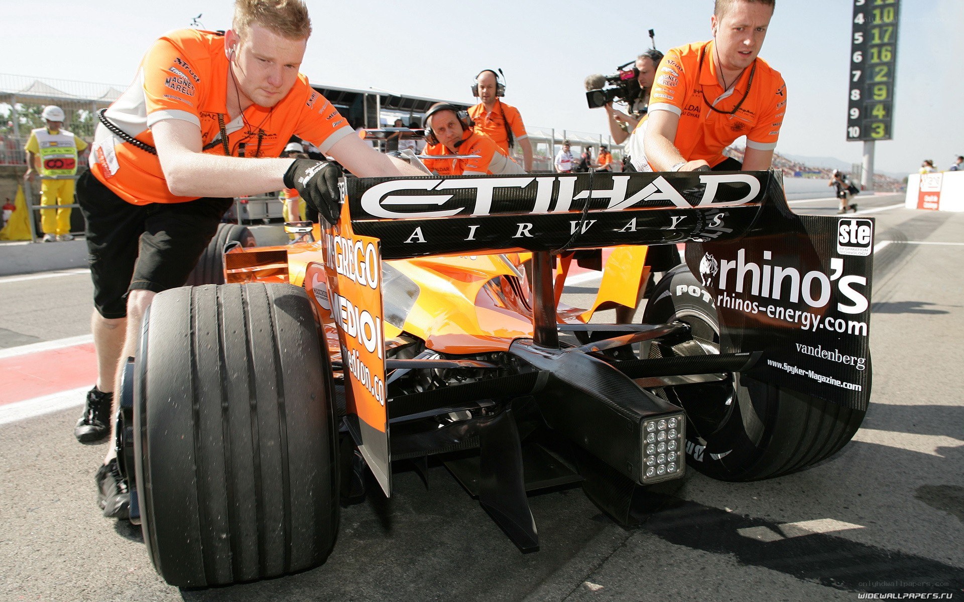 Formula 1 pit stop action