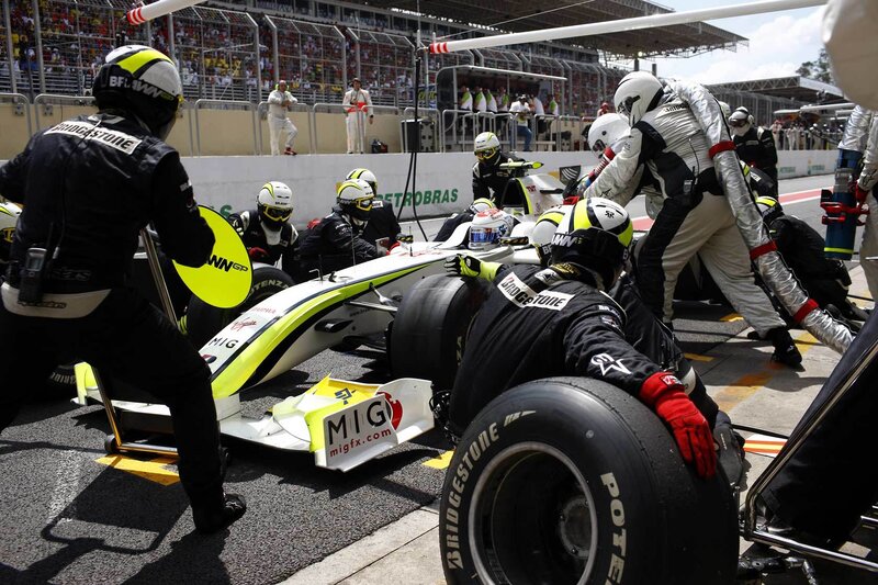 Formula 1 pit stop in action