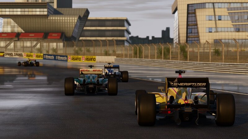 Formula 1 race on wet track