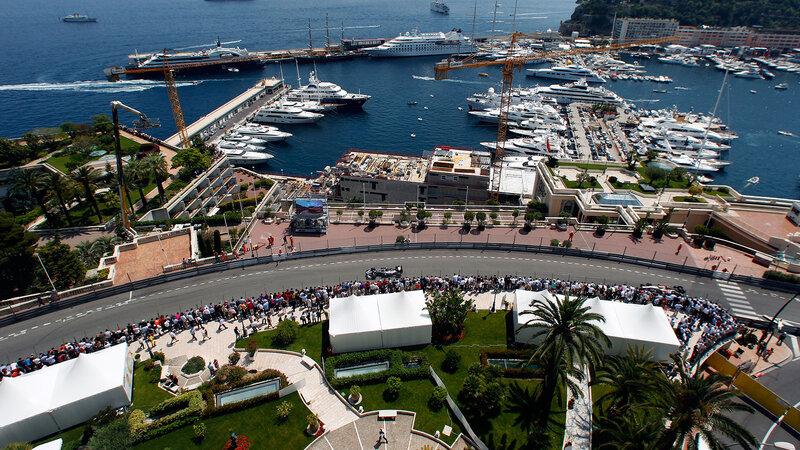 Formula 1 Race Track — Blue