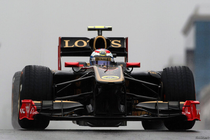 Formula One Car — Black, Dynamic