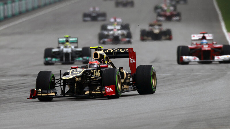 Formula One Car Racing — Black, Competitive
