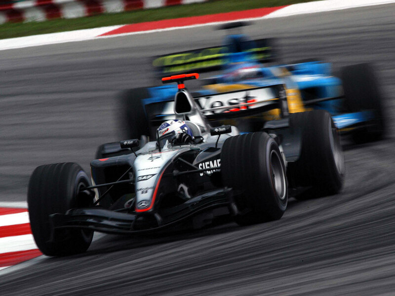 Formula One Car Racing — Black, Dynamic