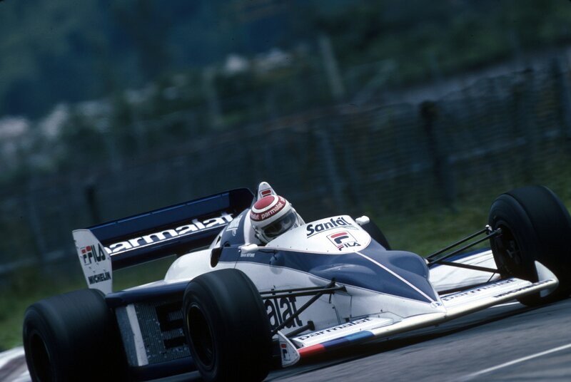 Formula One Car Racing — White, Dynamic