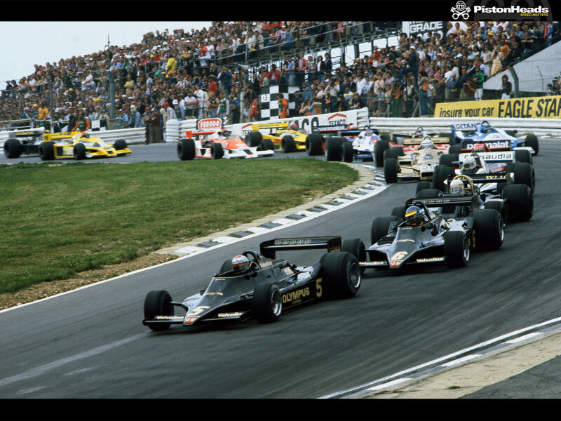 Formula One Cars on Track — Black, Dynamic