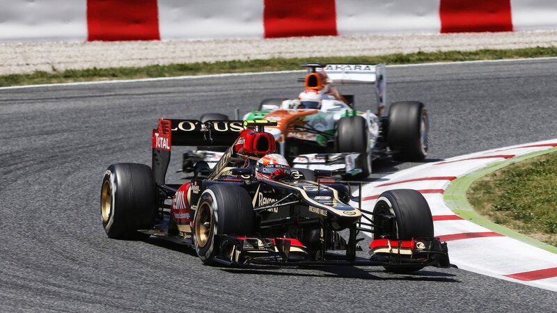 Formula One Cars Racing — Black, Dynamic, Afternoon, Photograph, Racing Track