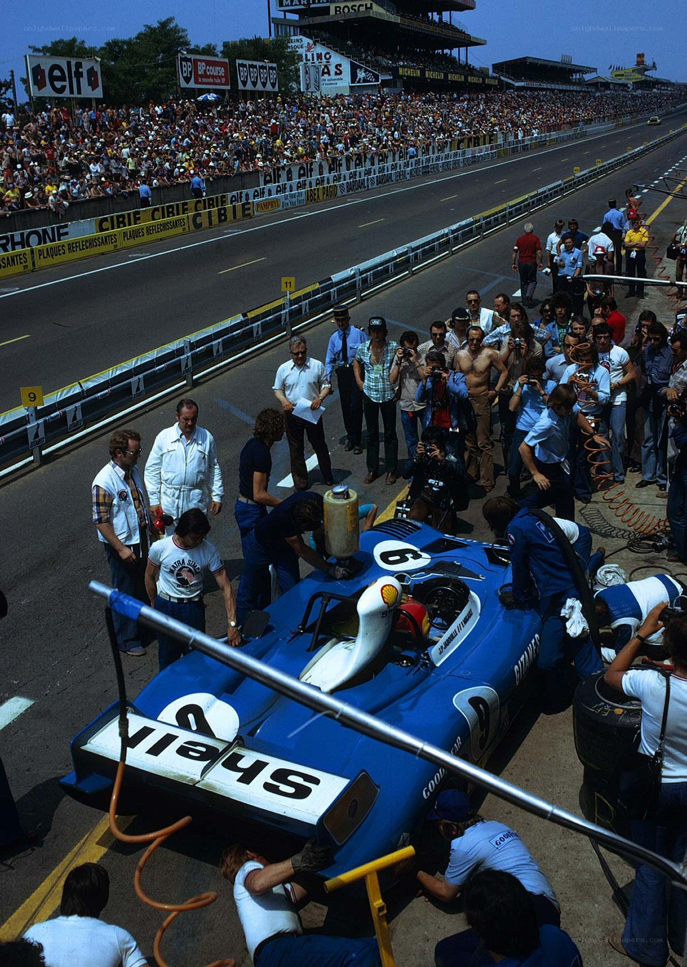 Formula One pit stop