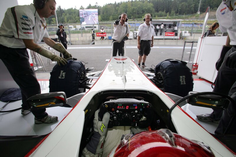 Formula One pit stop preparation