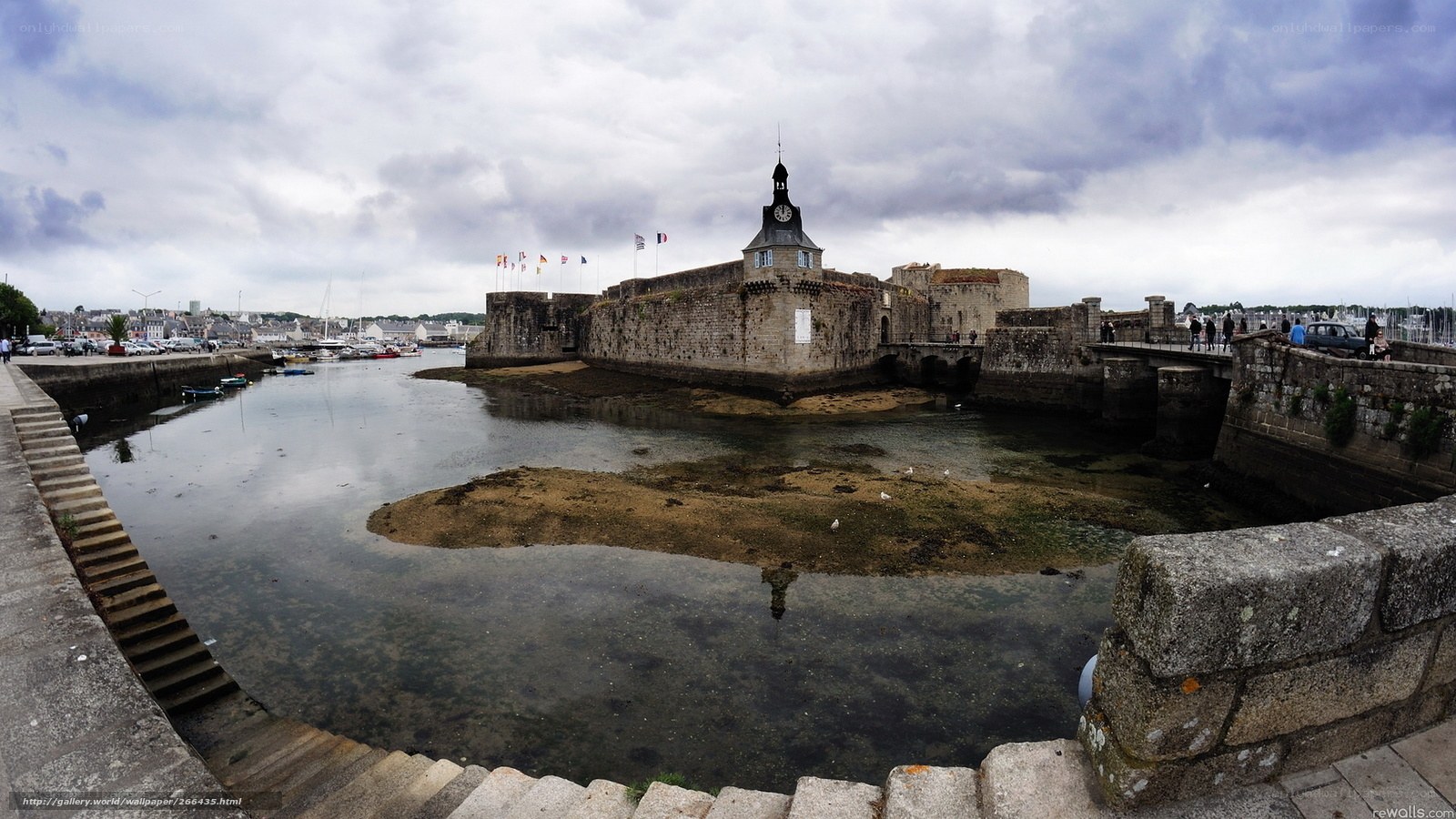 Fortified harbor in Concarneau