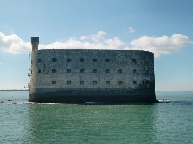 Fortified sea fortress