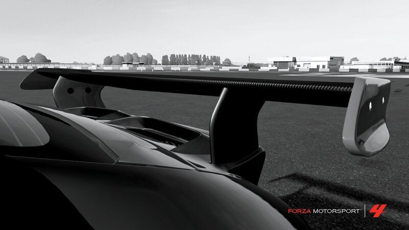 Forza Motorsport 4 race car
