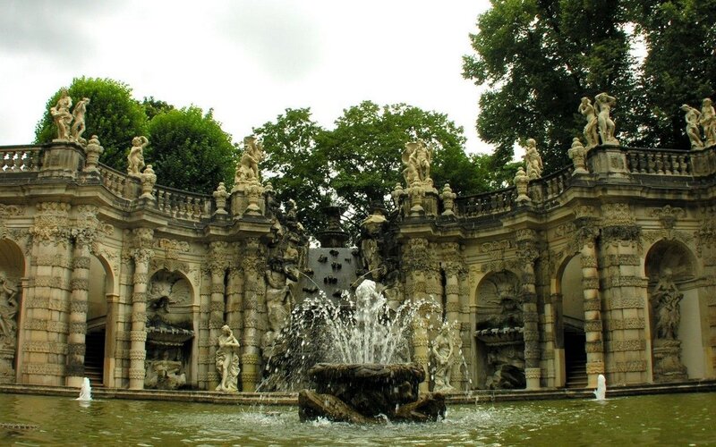 fountain at nymphenburg palace