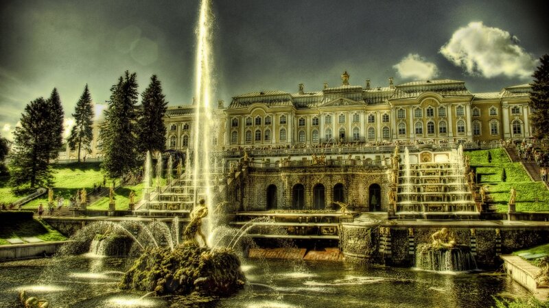 Fountain at Peterhof Palace — Green