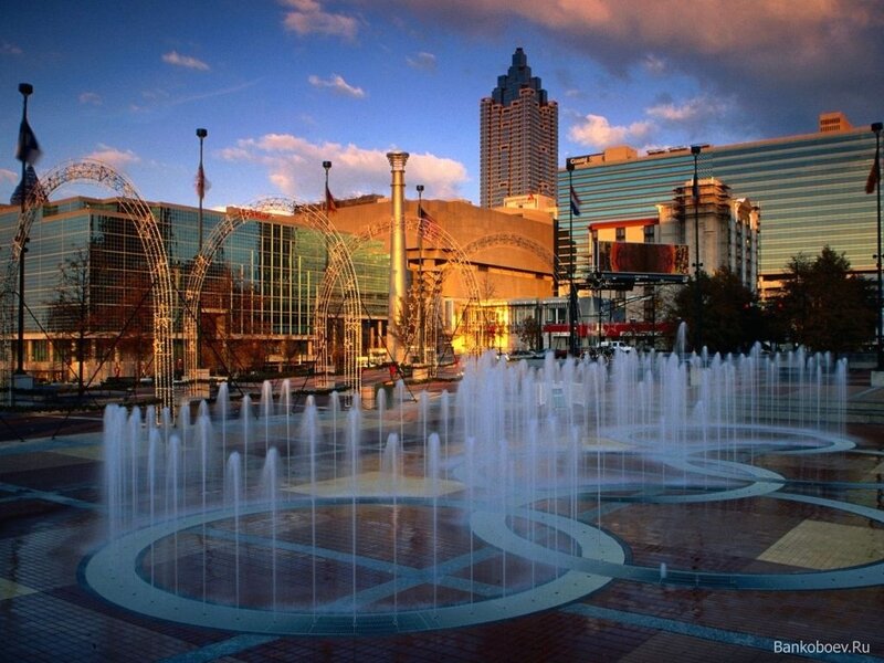 Fountain in Atlanta at dusk