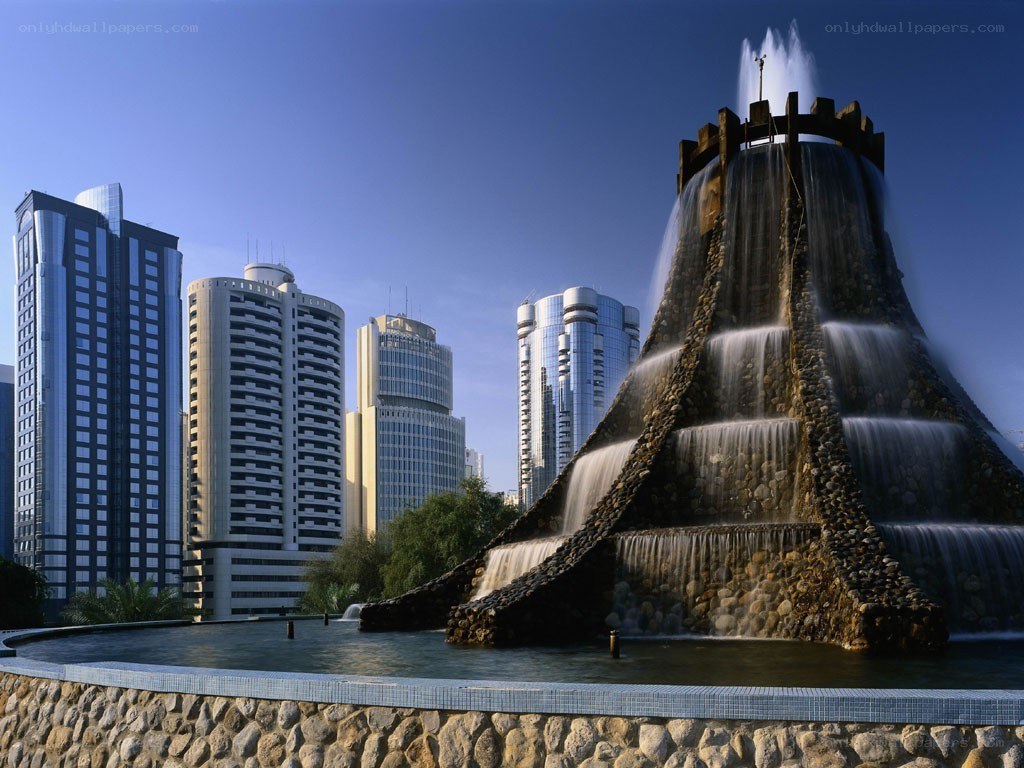 Fountain in Dubai skyline
