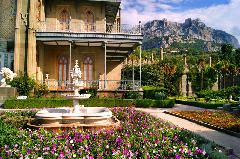 Fountain in Garden — Purple