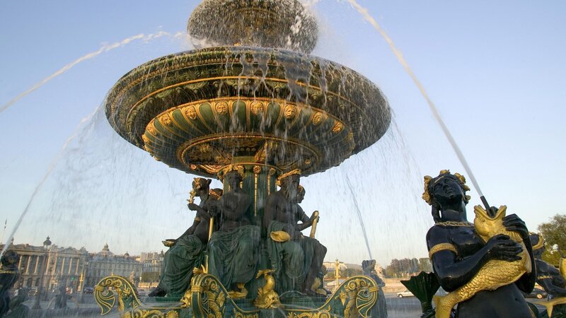 Fountain in Paris