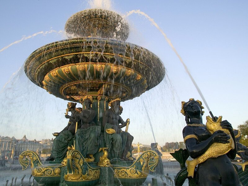 Fountain in Paris with water jets