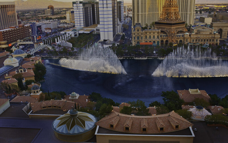 Fountain Show at Bellagio — Blue