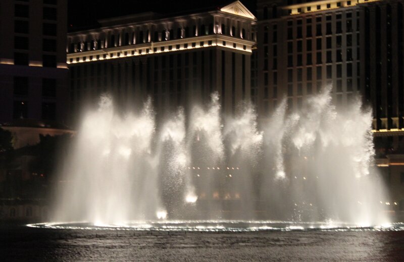 Fountain Show at Night — White